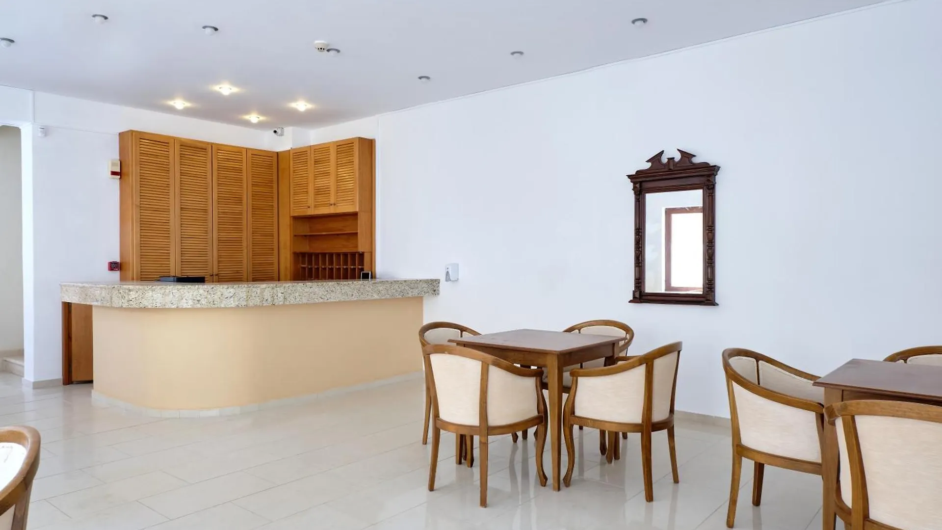 Niros Beachfront Aparthotel Kokkini Hani Grecja