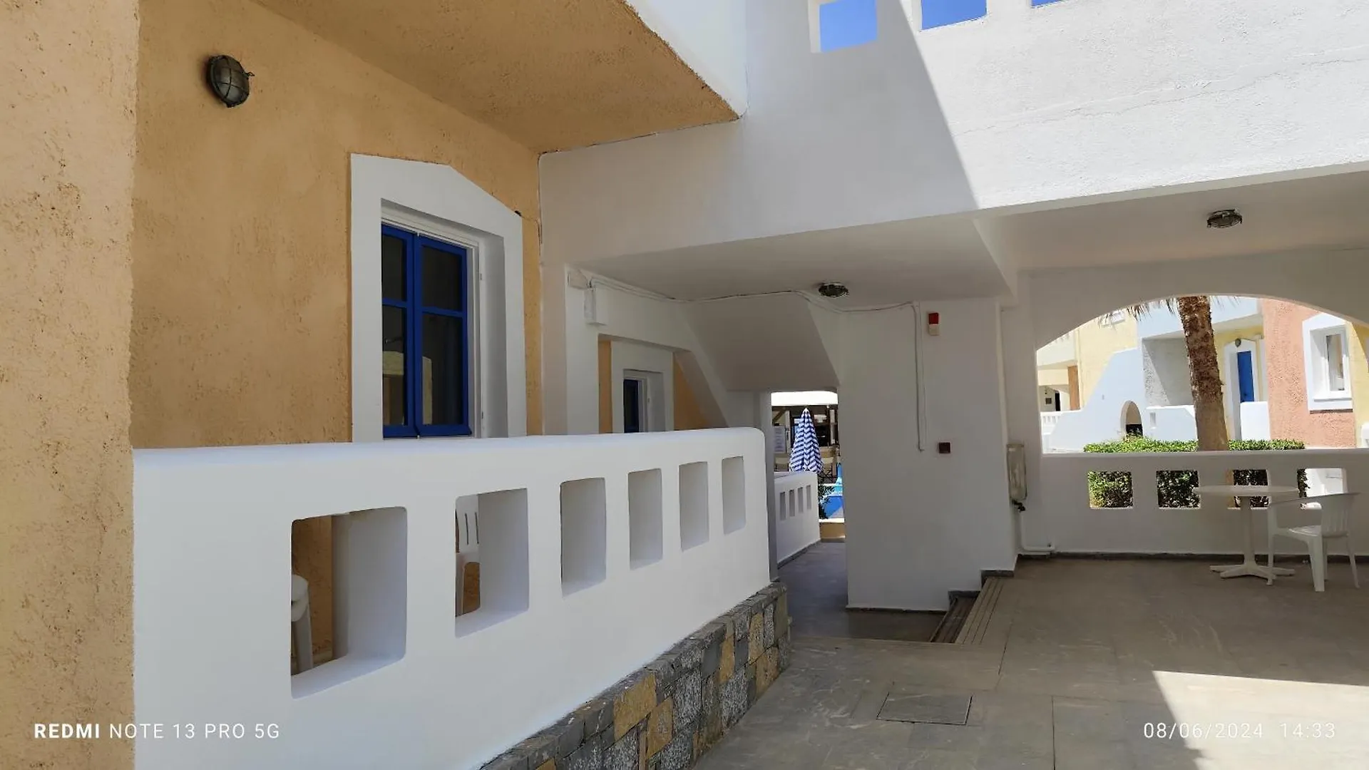 Niros Beachfront Aparthotel Kokkini Hani